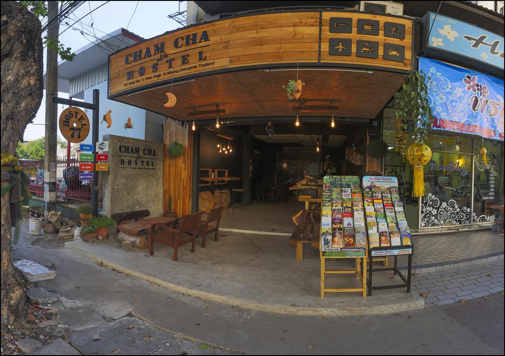 Cham Cha Hostel Чиангмай Екстериор снимка